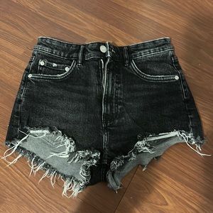 Zara Hi Rise Denim Shorts - Size 2